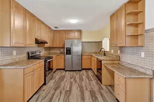 2609 Timbercreek Loop W, Lakeland, FL 33805 - Photo 10