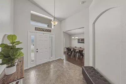 6541 Crescent Loop, Winter Haven, FL 33884 - Photo 4