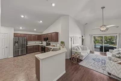 6541 Crescent Loop, Winter Haven, FL 33884 - Photo 10