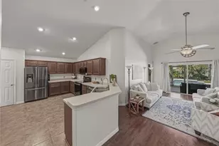 6541 Crescent Loop, Winter Haven, FL 33884 - Photo 10