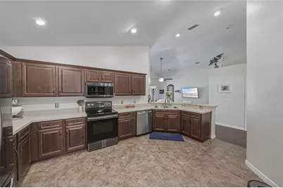 6541 Crescent Loop, Winter Haven, FL 33884 - Photo 12