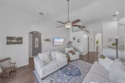 6541 Crescent Loop, Winter Haven, FL 33884 - Photo 6