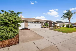 7330 Gunstock Dr, Lakeland, FL 33809 - Photo 2