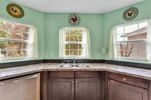 1456 Wallace Manor Loop, Winter Haven, FL 33880 - Photo 8