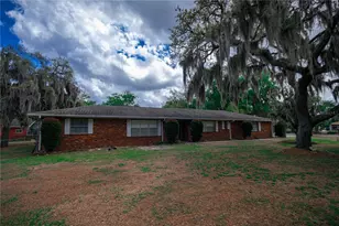 3618 Royal Ct N, Lakeland, FL 33812 - Photo 10