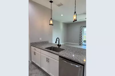 1365 Evergreen Park Cir, Lakeland, FL 33813 - Photo 16