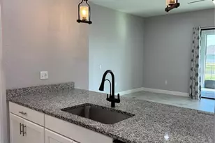 1365 Evergreen Park Cir, Lakeland, FL 33813 - Photo 16