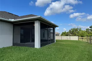 1365 Evergreen Park Cir, Lakeland, FL 33813 - Photo 54