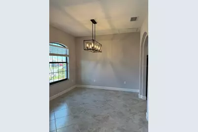 1365 Evergreen Park Cir, Lakeland, FL 33813 - Photo 4