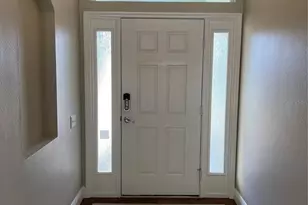 3906 Whistlewood Cir, Lakeland, FL 33811 - Photo 2