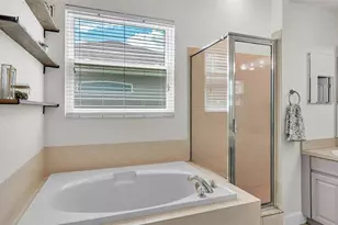 3911 Smoke Rise Ct, Valrico, FL 33594 - Photo 22