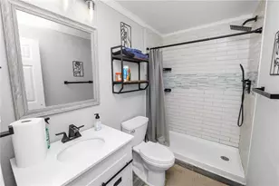 404 Country Ln NE, Winter Haven, FL 33881 - Photo 16