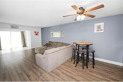 404 Country Lane NE #404, Winter Haven, FL 33881 - Photo 4