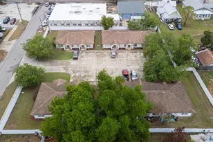 210 S Orange Ave, Bartow, FL 33830 - Photo 4