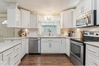 6643 Westchester Drive NE, Winter Haven, FL 33881 - Photo 12