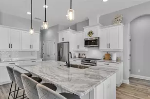 7013 Bentridge Dr, Lakeland, FL 33813 - Photo 8