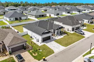 7013 Bentridge Dr, Lakeland, FL 33813 - Photo 2