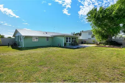 6108 Fairway Boulevard, Apollo Beach, FL 33572 - Photo 40