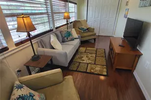 232 Cypress St, Tarpon Springs, FL 34689 - Photo 14