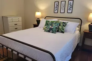 232 Cypress St, Tarpon Springs, FL 34689 - Photo 12