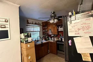 2412 Burns St, Lakeland, FL 33801 - Photo 10