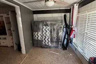 2412 Burns St, Lakeland, FL 33801 - Photo 6