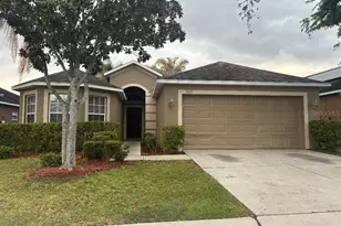 3697 Hampton Hills Dr, Lakeland, FL 33810 - Photo 2