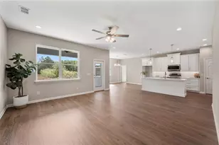 4550 Fairway Oaks Dr, Mulberry, FL 33860 - Photo 8