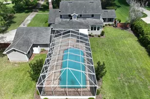 1310 Rolling Woods Ln, Lakeland, FL 33813 - Photo 2