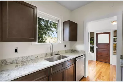 802 Johnson Avenue, Lakeland, FL 33801 - Photo 8