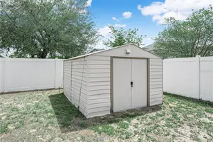 2437 Colonel Ford Dr, Lakeland, FL 33813 - Photo 28