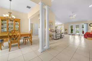 2437 Colonel Ford Dr, Lakeland, FL 33813 - Photo 2