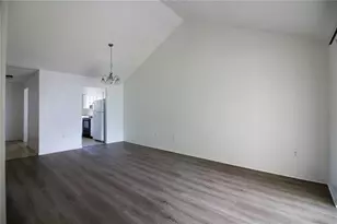 1040 Harden Ct, Lakeland, FL 33813 - Photo 4