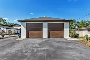 208 Howard St, Auburndale, FL 33823 - Photo 1