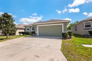 2037 Lakeridge Dr, Winter Haven, FL 33881 - Photo 2