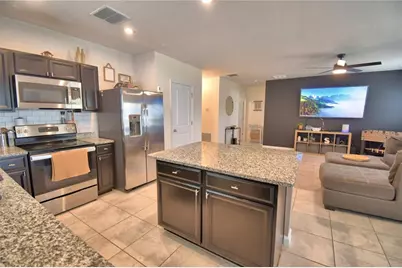 542 Eagle Landing Boulevard, Winter Haven, FL 33880 - Photo 2