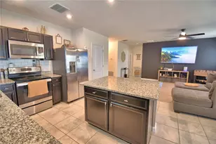 542 Eagle Landing Blvd, Winter Haven, FL 33880 - Photo 2