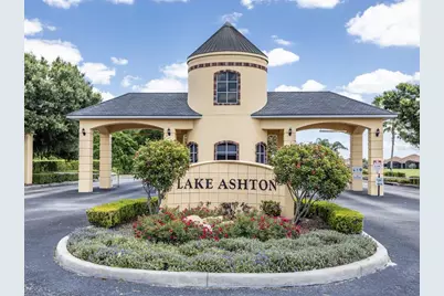 5268 Pebble Beach Boulevard, Winter Haven, FL 33884 - Photo 48