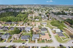 5561 Pebble Beach Dr, Lakeland, FL 33812 - Photo 60