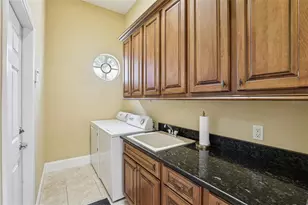 5561 Pebble Beach Dr, Lakeland, FL 33812 - Photo 48