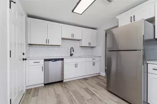 417 S Seminole Ave, Fort Meade, FL 33841 - Photo 2