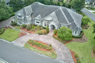 9480 Waterford Oaks Dr, Winter Haven, FL 33884 - Photo 2
