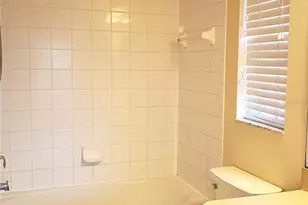 4239 Winding Vine Dr, Lakeland, FL 33812 - Photo 20