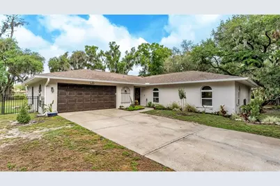 135 Country Club Lane, Mulberry, FL 33860 - Photo 2