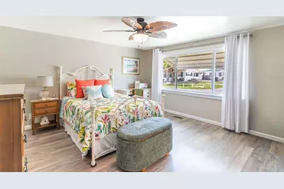 1818 Blue Lake Drive, Lakeland, FL 33801 - Photo 14