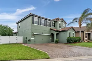 2250 Bella Luna Cir, Lakeland, FL 33810 - Photo 2