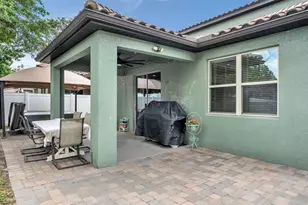 2250 Bella Luna Cir, Lakeland, FL 33810 - Photo 54