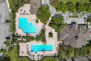 30816 Pumpkin Ridge Dr, Wesley Chapel, FL 33543 - Photo 38