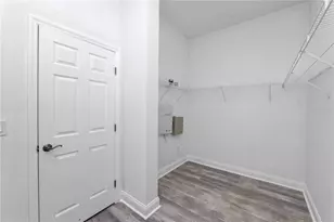 30816 Pumpkin Ridge Dr, Wesley Chapel, FL 33543 - Photo 24