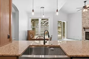 2214 Longmore Cir, Valrico, FL 33596 - Photo 20